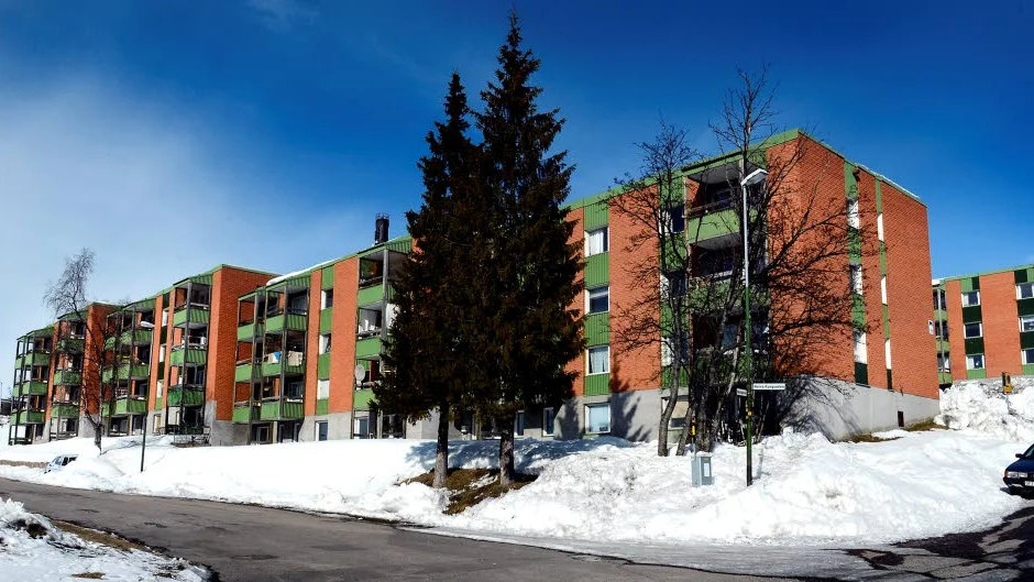 Nöjda. Hyresgästföreningen har förhandlat med LKAB om en överenskommelse kring hyresgästernas situation i Malmfälten. ”Vi är nöjda med det här huvudsakligen för att hyresgästerna nu får ett skydd, så att deras ekonomi inte riskerar slås sönder, säger Henry Magnusson, regionchef på Hyresgästföreningen i Norrland.