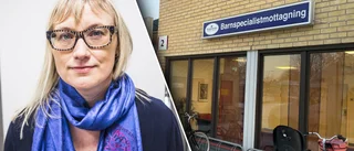 Personal flyttar från "sjukt hus" – till omtvistad lokal