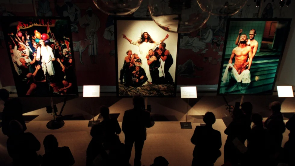 Elisabeth Olssons utställning Ecce Homo väckte starka reaktioner i slutet av 1990-talet. 