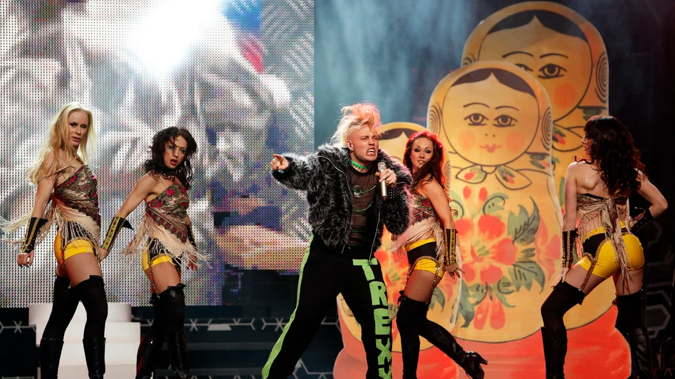 Michael Lindgren, alias Dj Trexx, gör comeback och medverkar i en mellanakt i Melodifestivalen. På bilden första gången figuren förekom i tävlingen, 2009. Arkivbild.