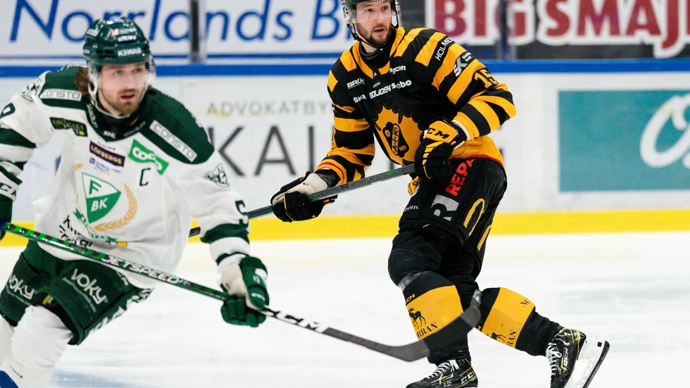 Melker Karlsson gjorde comeback, men ändå föll AIK.