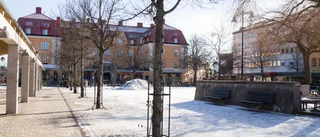 "En äldre person som är trött på livet" – så beskrivs Katrineholm