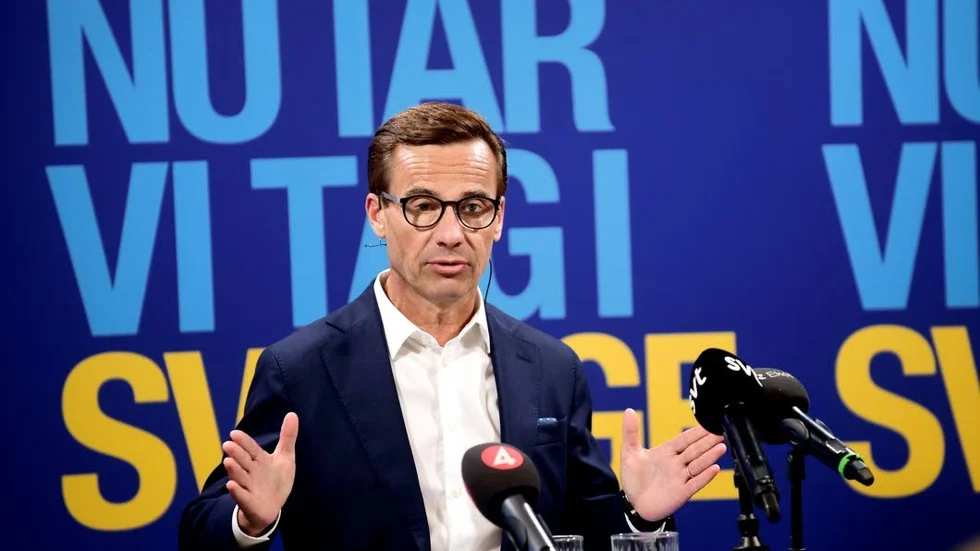 Med Ulf Kristersson som statsminister kan vanliga löntagare räkna med en mer osäker tillvaro, skriver Johan Andersson (S).