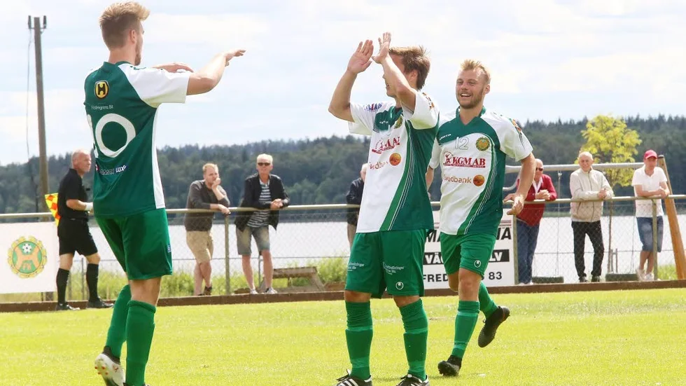 HFK är bara en poäng bakom serieledande Pukeberg.