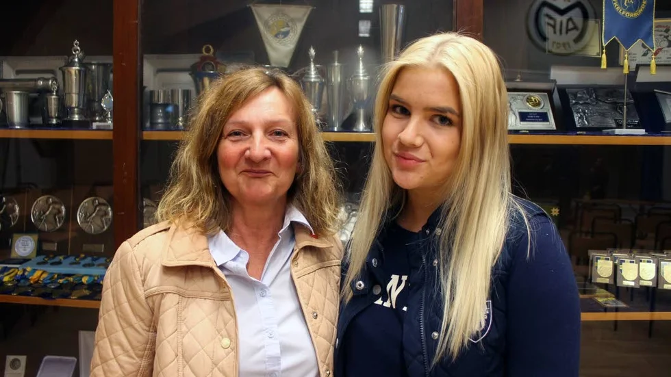 UTBILDNING. Susanne Svensk och Ellen Svensk går båda Maifs interna ungdomsledarutbildning. De gör också klassikern tillsammans.