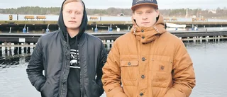 Västerviksduon Vigiland toppar listorna i hela landet