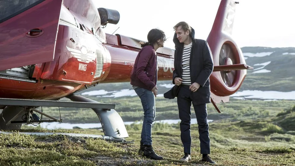 "Midnattssol". Kahina Zadi (Leila Bekhti) och Anders Harnesk, (Gustaf Hammarsten).