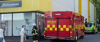 BLÅLJUS: Röklukt orsakade utryckning