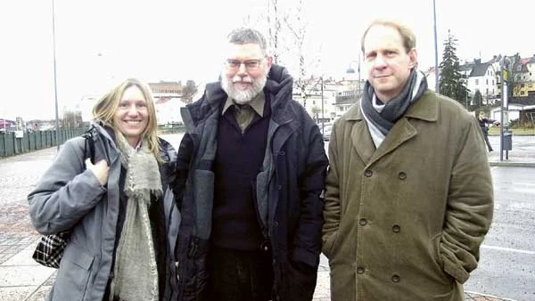Projektledare Anna Cokorilo, juryns ordförande Janne Lundström och kulturchef Anders Eriksson diskuterade praktiska detaljer inför tillkännagivandet av Litteraturpriset till Astrid Lindgrens minne i Vimmerby.