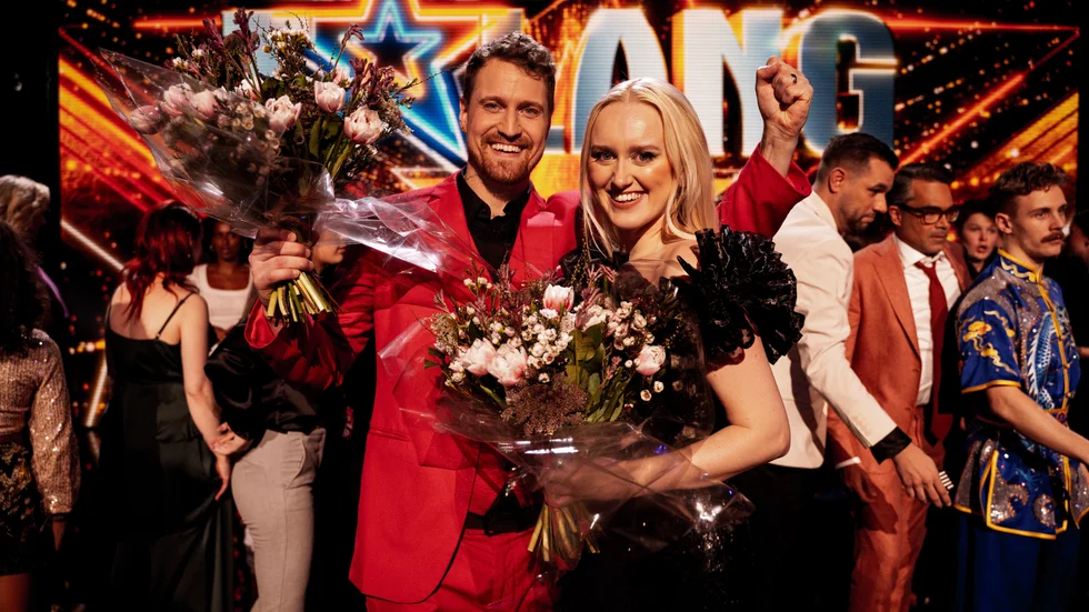 Peter Åberg och Camilla Hedström gick vidare till final från fredagens semifinal.