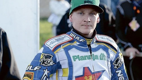 Missar matchen. Fredrik Lindgren är inte fullt återställd efter den svåra kraschen i Köpenhamn. Dackarnas lagkapten missar kvällens match mot Indianerna.