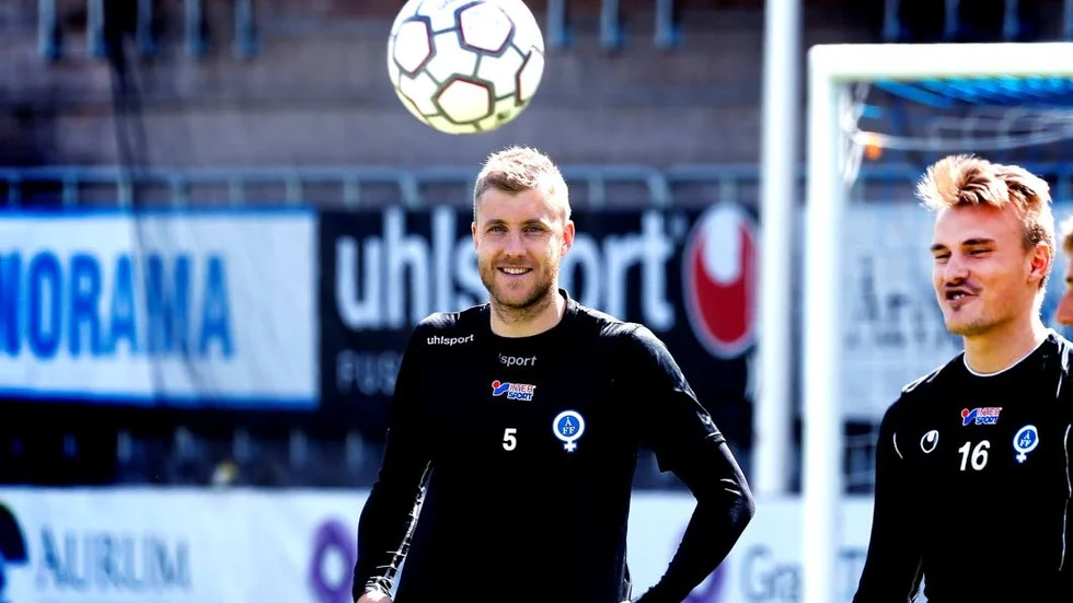 Daniel Hallingström blir en av två tränare i ÅFF.