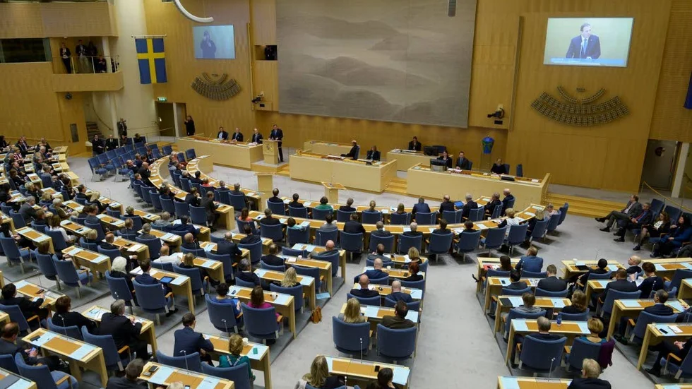 Riksdagen. Skilj på folkvald och partivald, skriver Gunnar Johansson.