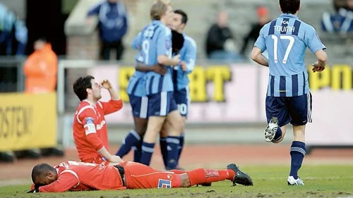 Deppigt. Åtvidaberg tappade 1-0 och föll med 2-1 mot Djurgården efter två självmål.