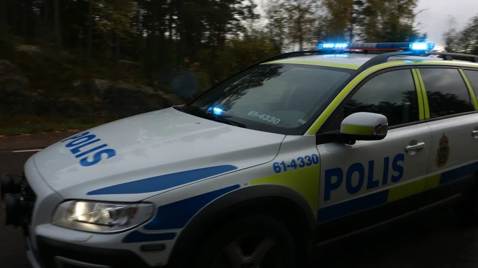 Polisen har att utreda en anmälan och tre motanmälningar efter onsdagskvällens bråk på Ekebergsvägen.