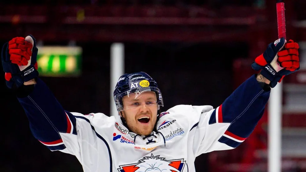 Nick Sörensen är tillbaka från sin tre matchers långa avstängning och ser fram emot onsdagens drabbning med Örebro.