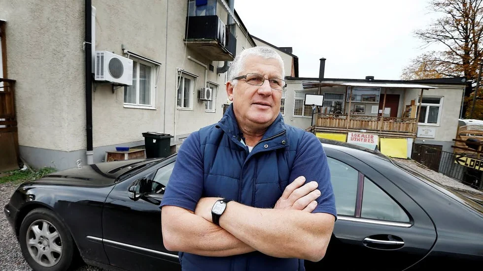 Thomas Gruber menar att han inte har något annat val än att tiggarna måste flytta.