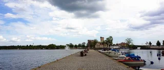 Fäll upp paraplyet i Västervik