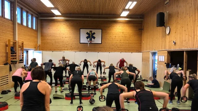 Roslagens träningsverk har funnits i fyra år och försöker nu anpassa säga efter de nya förutsättningarna som coronapandemin tvingat fram.