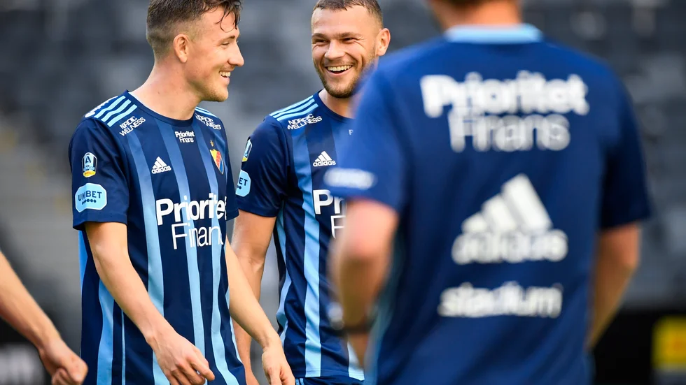 På söndag får Fredrik Ulvestad och Jesper Karlström i Djurgården veta vilken motståndare som väntar – och om det blir hemma- eller bortamatch – i den första kvalomgången till Champions League. Arkivbild