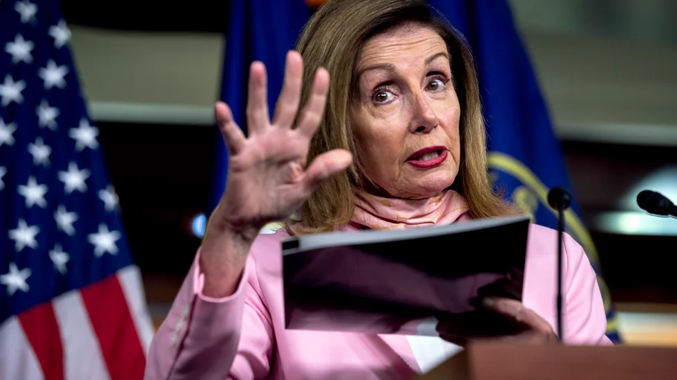 Nancy Pelosi, demokrat och talman i representanthuset, vill förlänga de extra arbetslöshetsutbetalningarna året ut. Än har ingen överenskommelse nåtts med Republikanerna. Arkivbild.