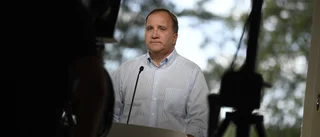 Löfven talar men säger ingenting