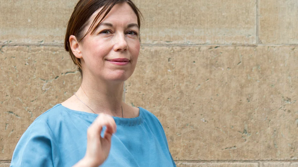Ylva Hillström har skrivit en bok om konstnären Hilma af Klint. Men hon skriver på annat också, tre deckare som utspelar sig i Uppsala till exempel.