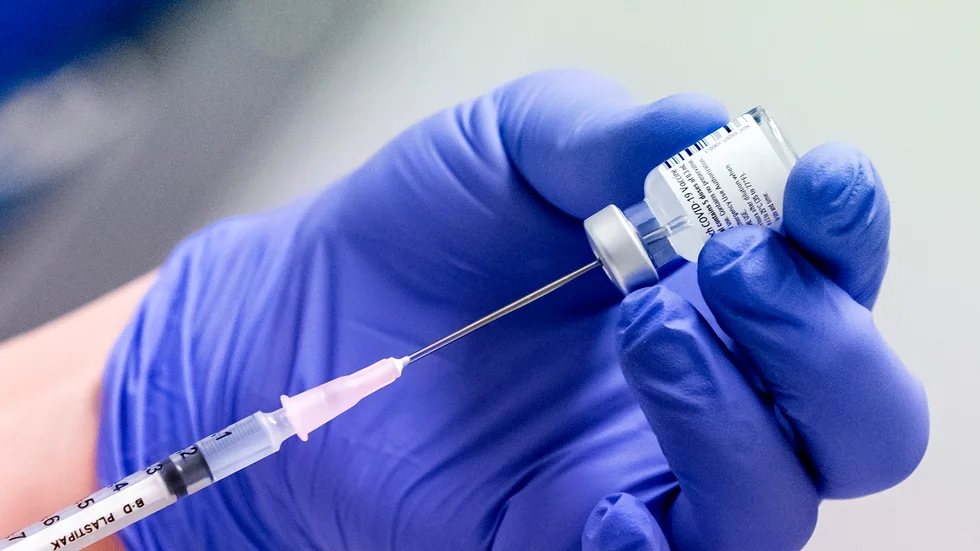 EU tycks nu bearbeta ett förslag om att inom unionen ska det bli ett tvång att varje medborgare tar vaccin för att besöka grannländer inom unionen. Skriver Gunnar Eriksson.