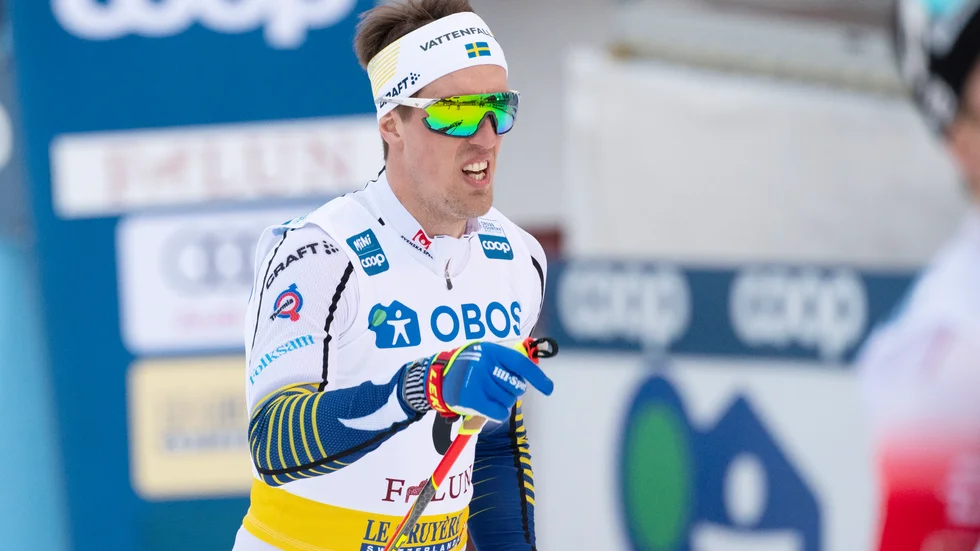 Calle Halfvarsson gjorde en stark jaktstart på Tour de Skis tredje etapp. Arkivbild.