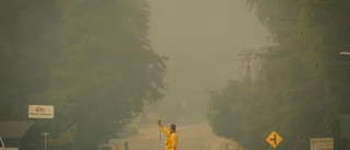 Hetta, brandrök och gräs utmanar golfstjärnor