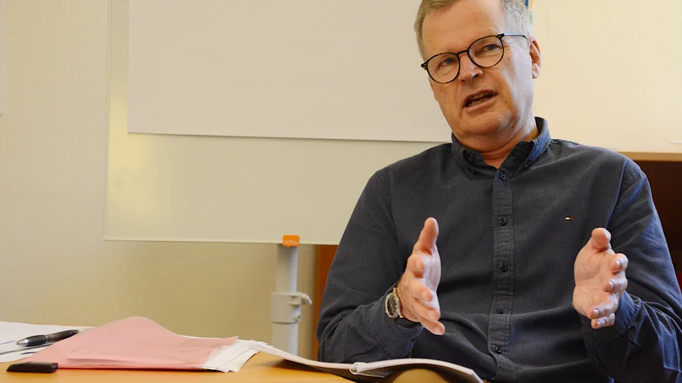 Kommunstyrelsens ordförande Jacob Käll (C) säger att Vimmerby kommun är öppna för en kommande diskussion om ökat flyktingmottagande om situationen förändras.