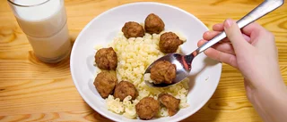 Elever går hungriga när skolan tar bort husmanskosten
