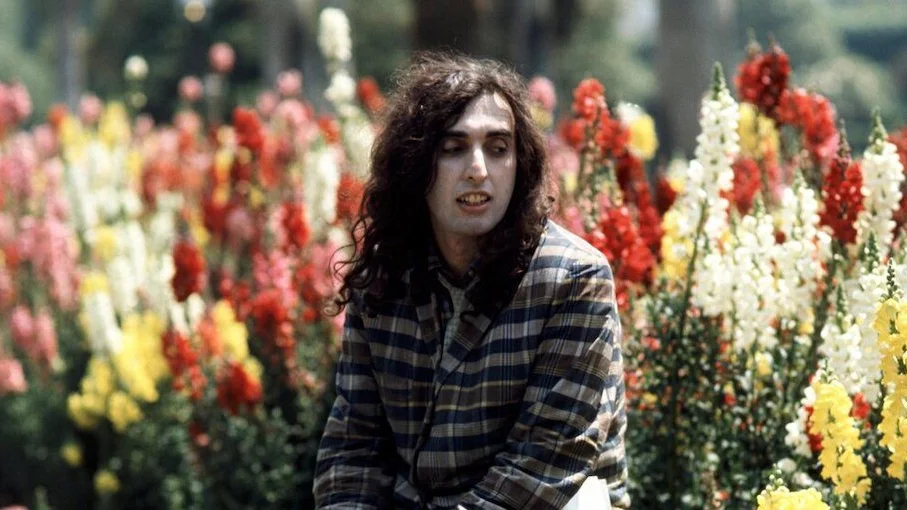 Ur filmen Tiny Tim - King For A Day.