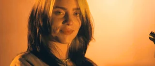 Billie Eilish släpper orange låt nästa månad