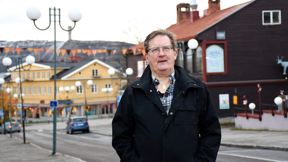 Håkan Sandström är besviken över att han trots abonnemang har tvingats åka till kusten för att få tänderna lagade. 