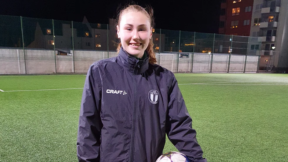 Ebba Karnehov är klar för IK Tun.