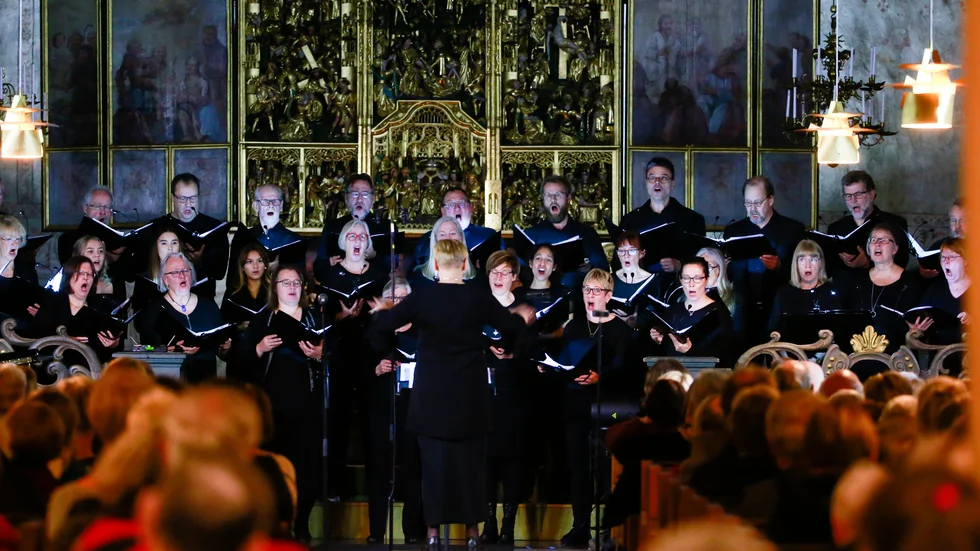 Folkhälsomyndigheten har gått ut med rekommendationer för körsång. På bilden uppträder Nederluleå kyrkokör, en av de som inte har kunnats träffas för repetitioner de senaste månaderna.