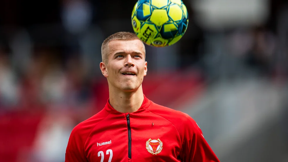 Alexander Ahl Holmström gjorde mål direkt för sin nya klubb.