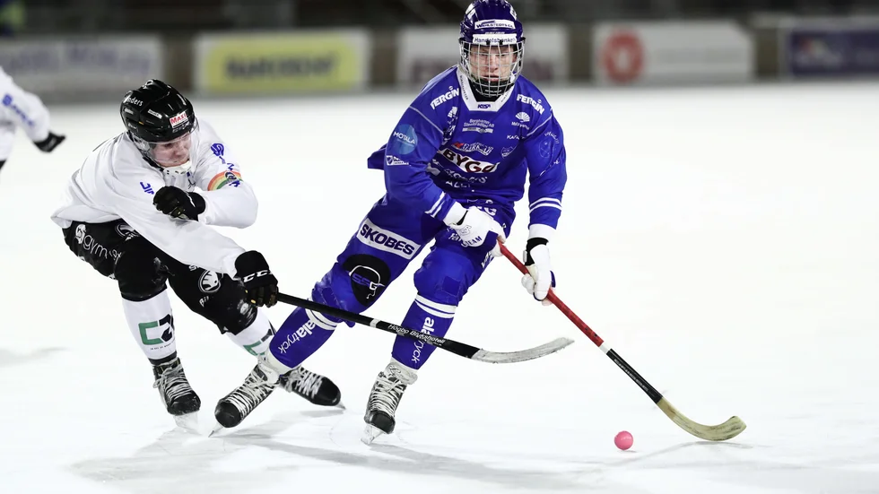 Viktor Spångberg var bäst i IFK Motala, den farligaste spelaren framåt. Spångberg, ytterhalven, leder också betygsligan klart efter 22 matcher.