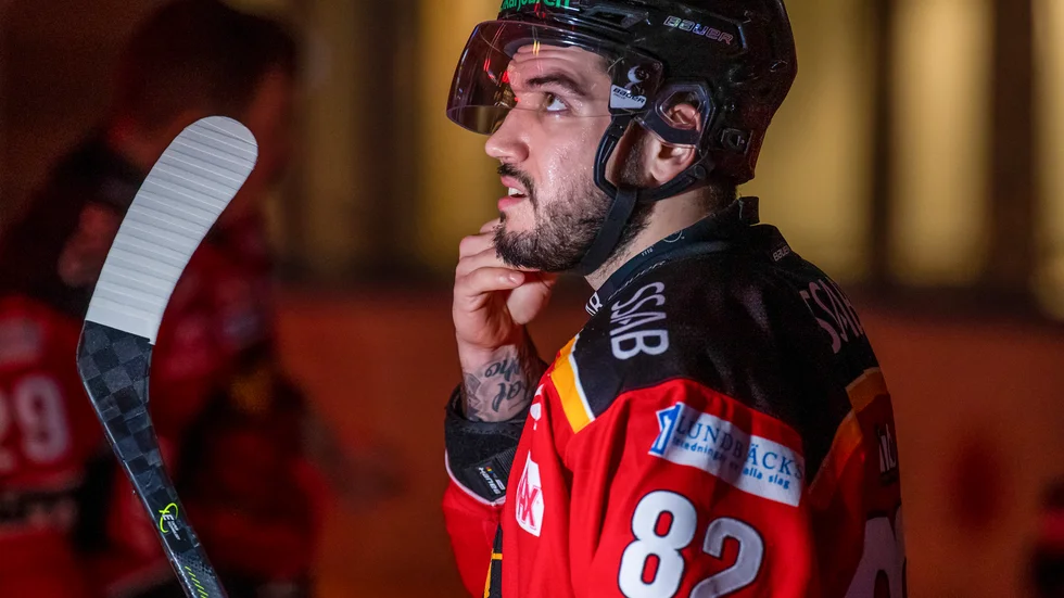 Luleå Hockeys forward Chris Desousa berättar att han gärna vill stanna i klubben efter att hans kontrakt gått ut efter denna säsong.