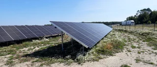 Nya solcellsparken bländar bilisterna på E 20