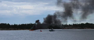 Fritidsbåt brann upp och sjönk: "Det bara small" 