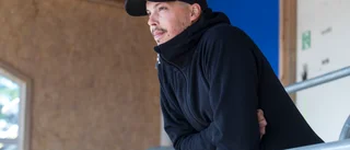 Nu får Olle följa sitt IFK Motala från läktaren