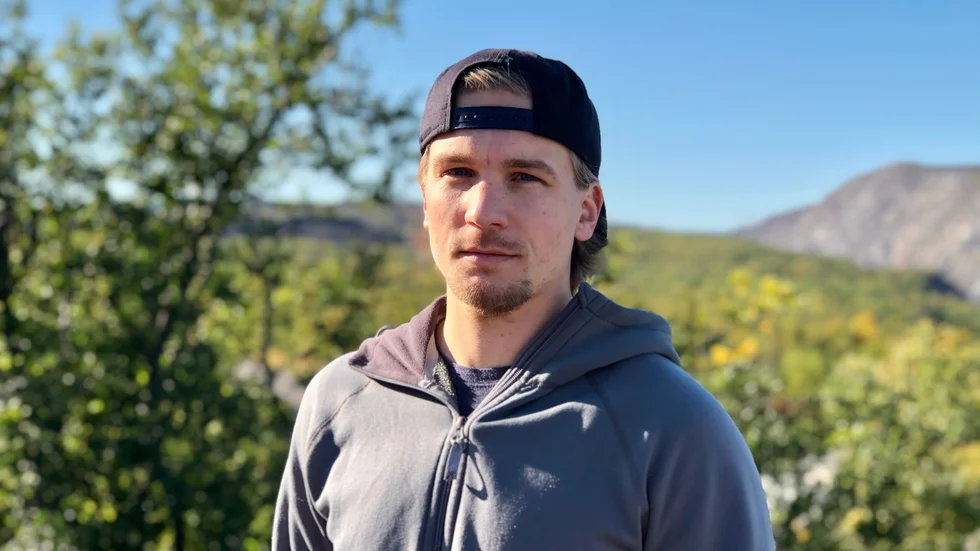 Oskar Fredriksson stannar i Kiruna AIF.