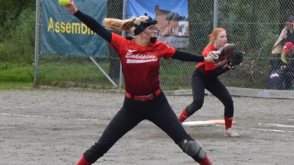 Lisa Karlsson tror att laget kan ta hem guldet till Enköping. 