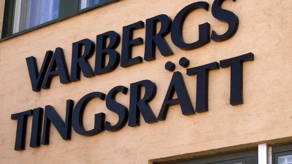 Mannen som misstänks för attacken på en gymnasieskola är häktad av Varbergs tingsrätt. Arkivbild.