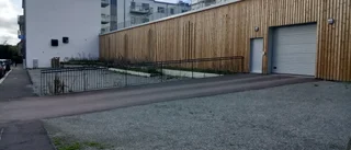 Snygga upp Fältskärets baksida