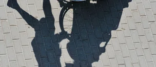 Sexofredade rullstolsburen kvinna på krogen