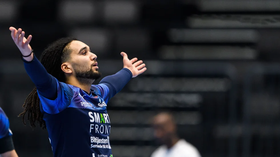 Ayoub Abassi gjorde fyra av AFC:s mål när laget vann borta mot Norrköping med 8–3 under fredagskvällen.