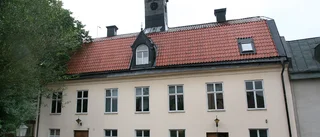 Töm inte våra kulturhus på kultur